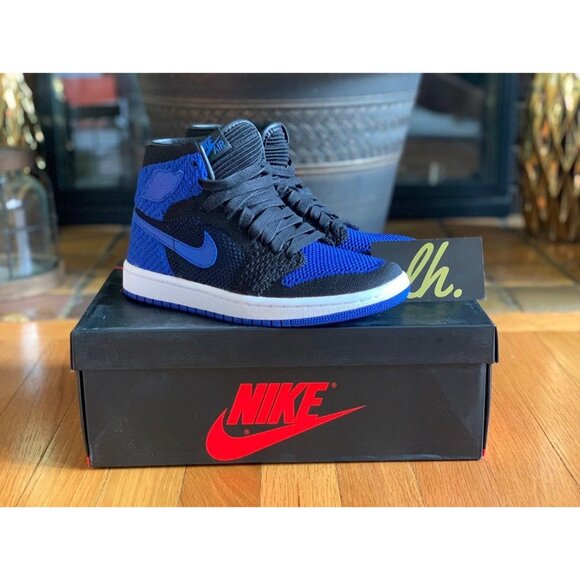 Size 4y Air Jordan 1 Retro High "Flyknit Royal" - Picture 4 of 5